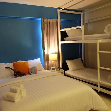 Oyes Hostel Krabi town Pokoj fotografie